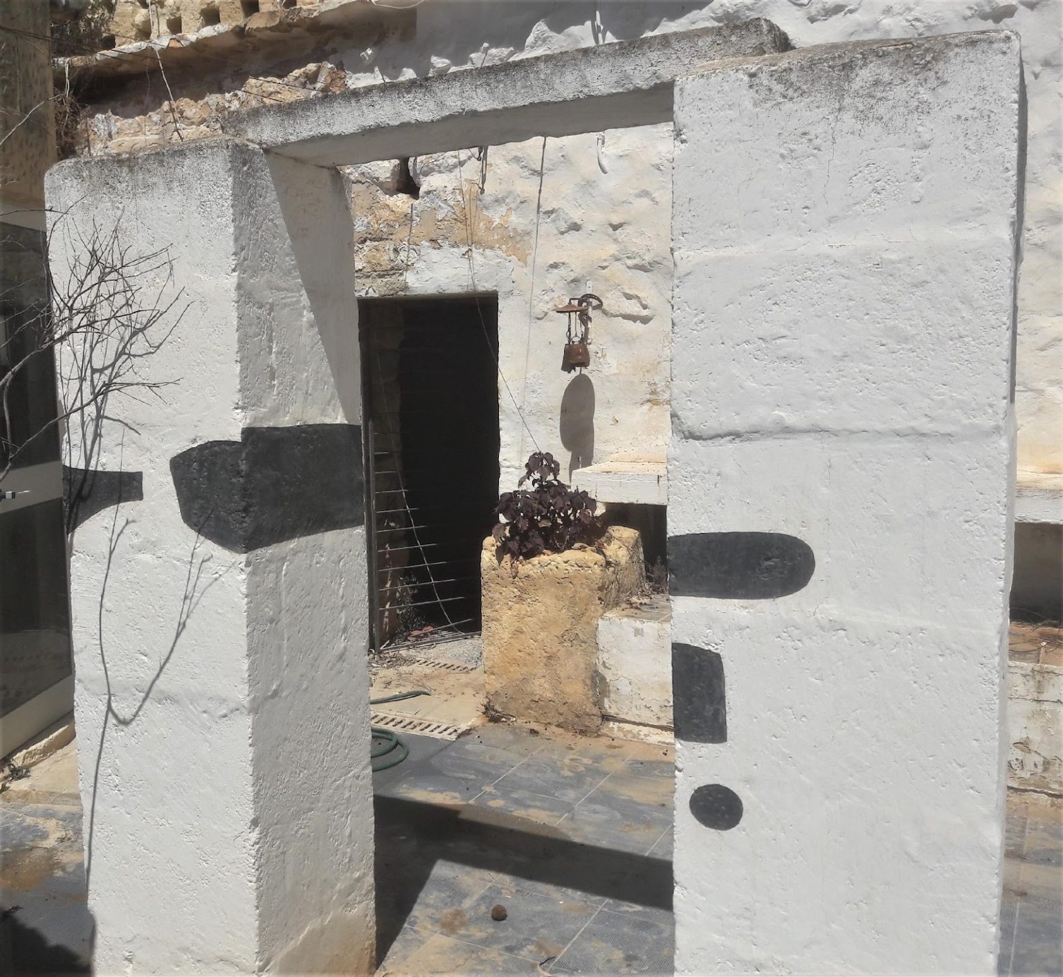 Post and lintel painted by Victor Pasmore in his residence courtyard, Gudja, Malta